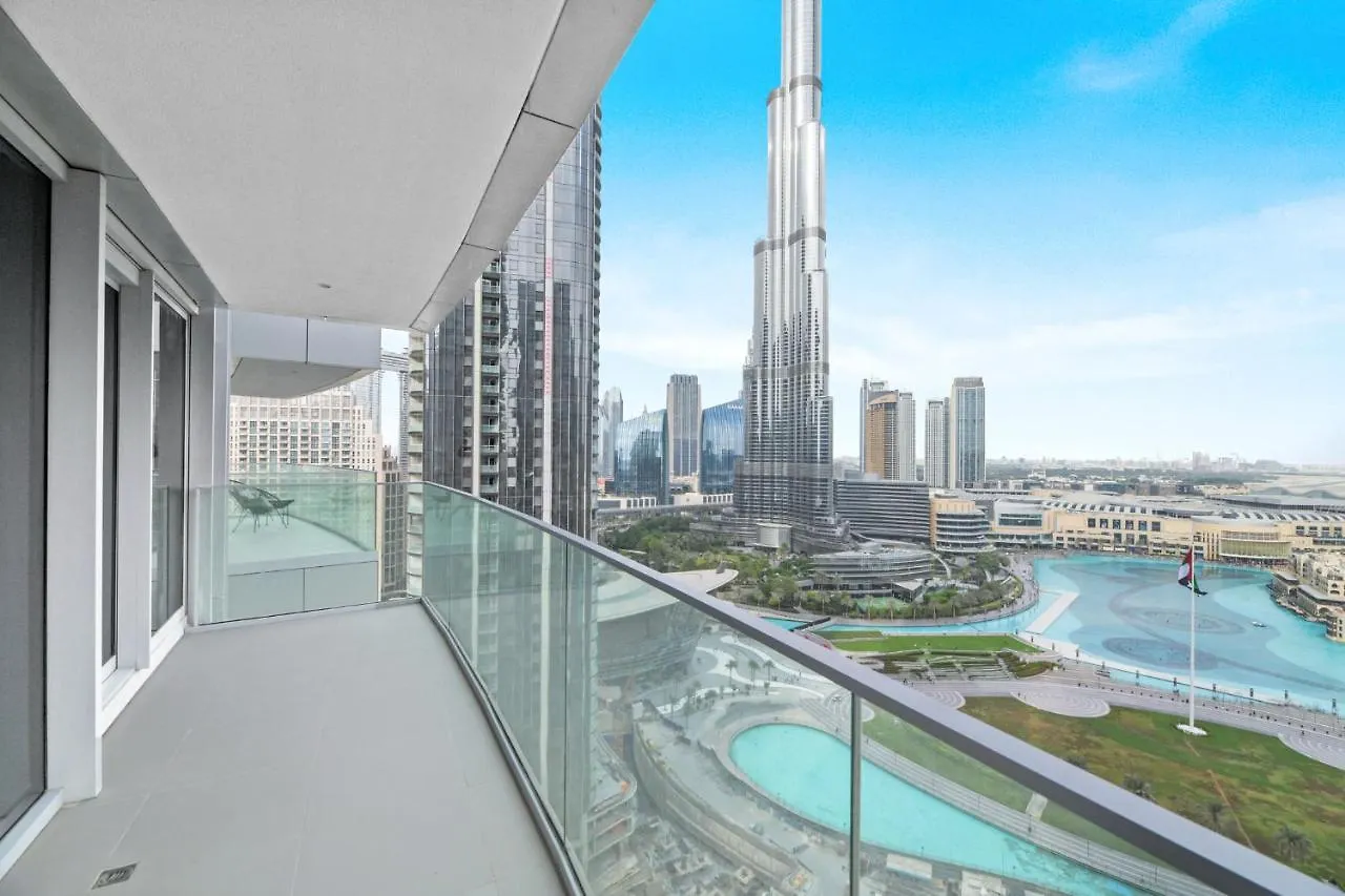 Elegant 3 Bedroom Apartment In Downtown, Dubai With Burj Khalifa And Fountain Views